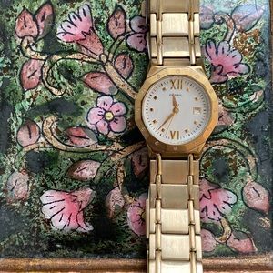 Fossil gold  watch with designer look